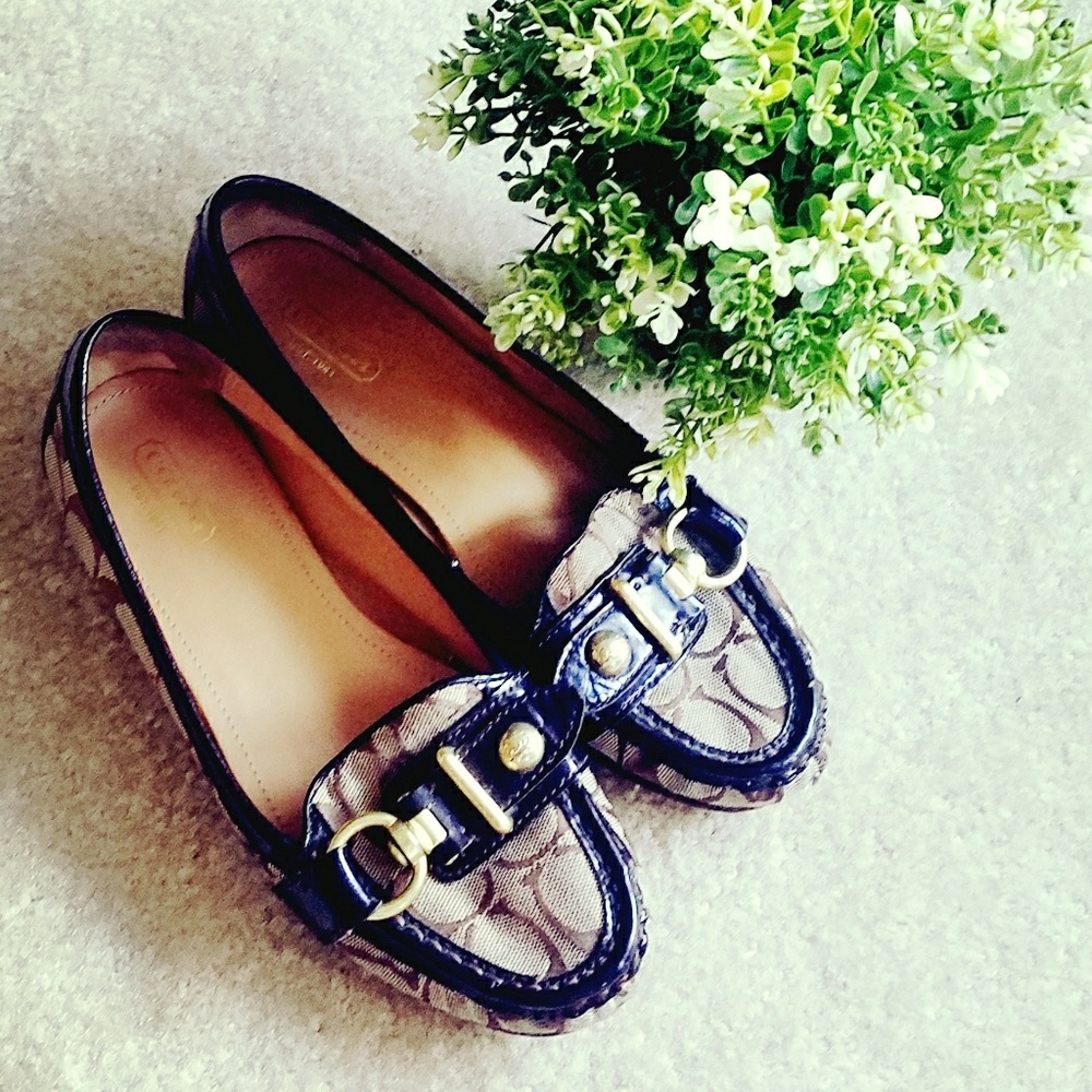Coach signatue canvas loafers size 7.5B